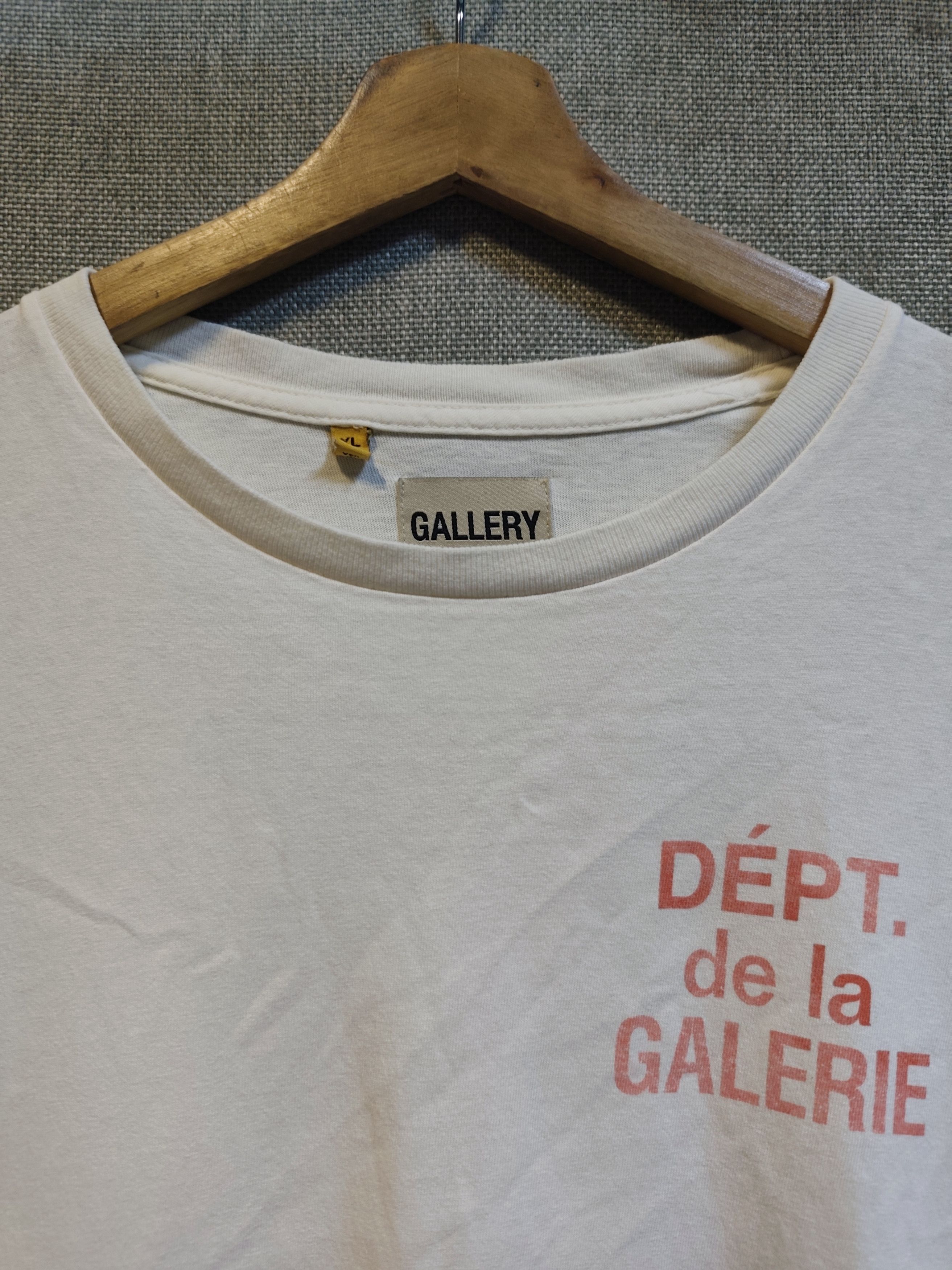 Gallery Dept. Gallery Dept. "Dépt. de la Galerie" French Logo Tee White Size US XL / EU 56 / 4 - 4 Thumbnail