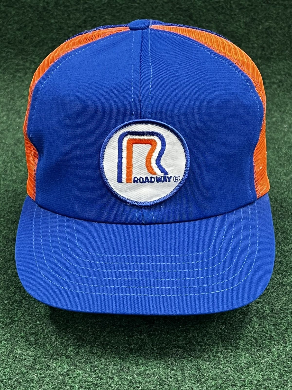 Vintage 80s Roadway Freight Trucker Hat Size ONE SIZE - 1 Thumbnail