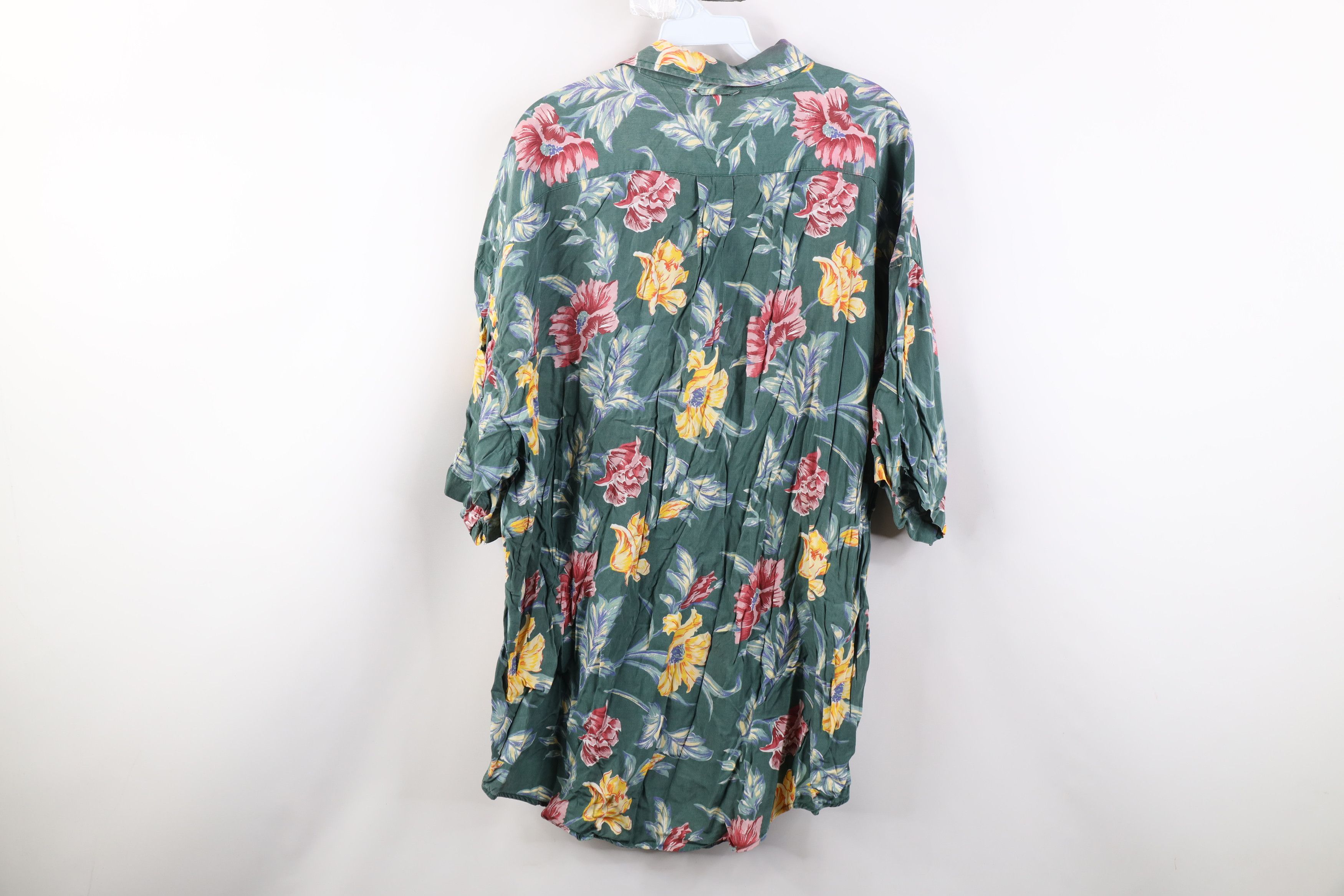 Tommy Hilfiger Vintage 90s Tommy Hilfiger Gabardine Flower Button Shirt Size US L / EU 52-54 / 3 - 9 Thumbnail