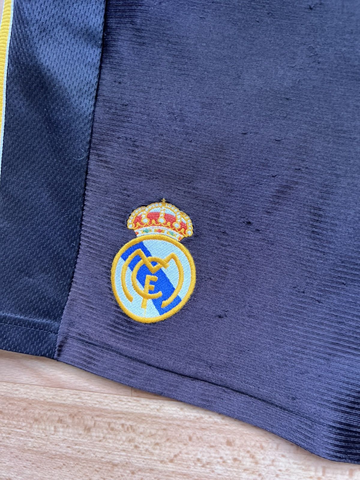 Adidas Adidas Real Madrid Soccer Shorts Men’s Black Size L Size US L / EU 52-54 / 3 - 3 Thumbnail