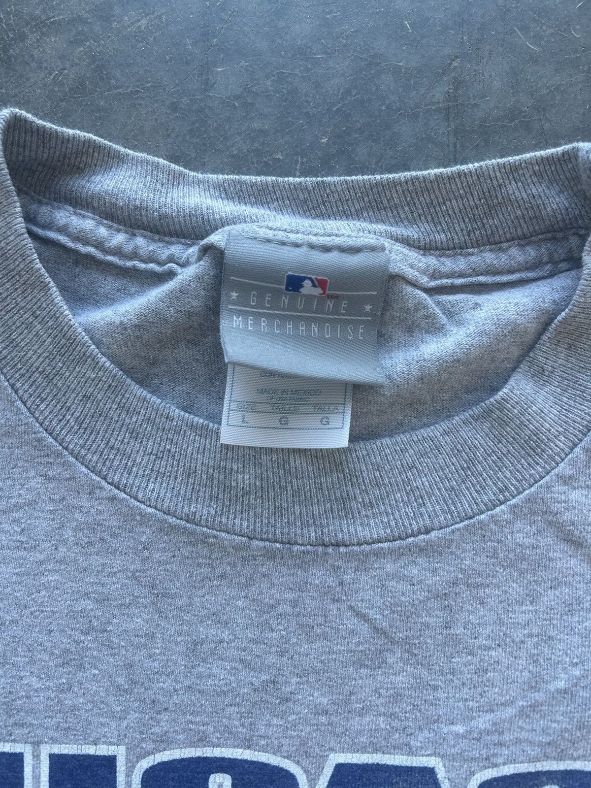 MLB × Vintage Vintage Y2K Chicago Cubs Graphic Tee Size US L / EU 52-54 / 3 - 4 Thumbnail