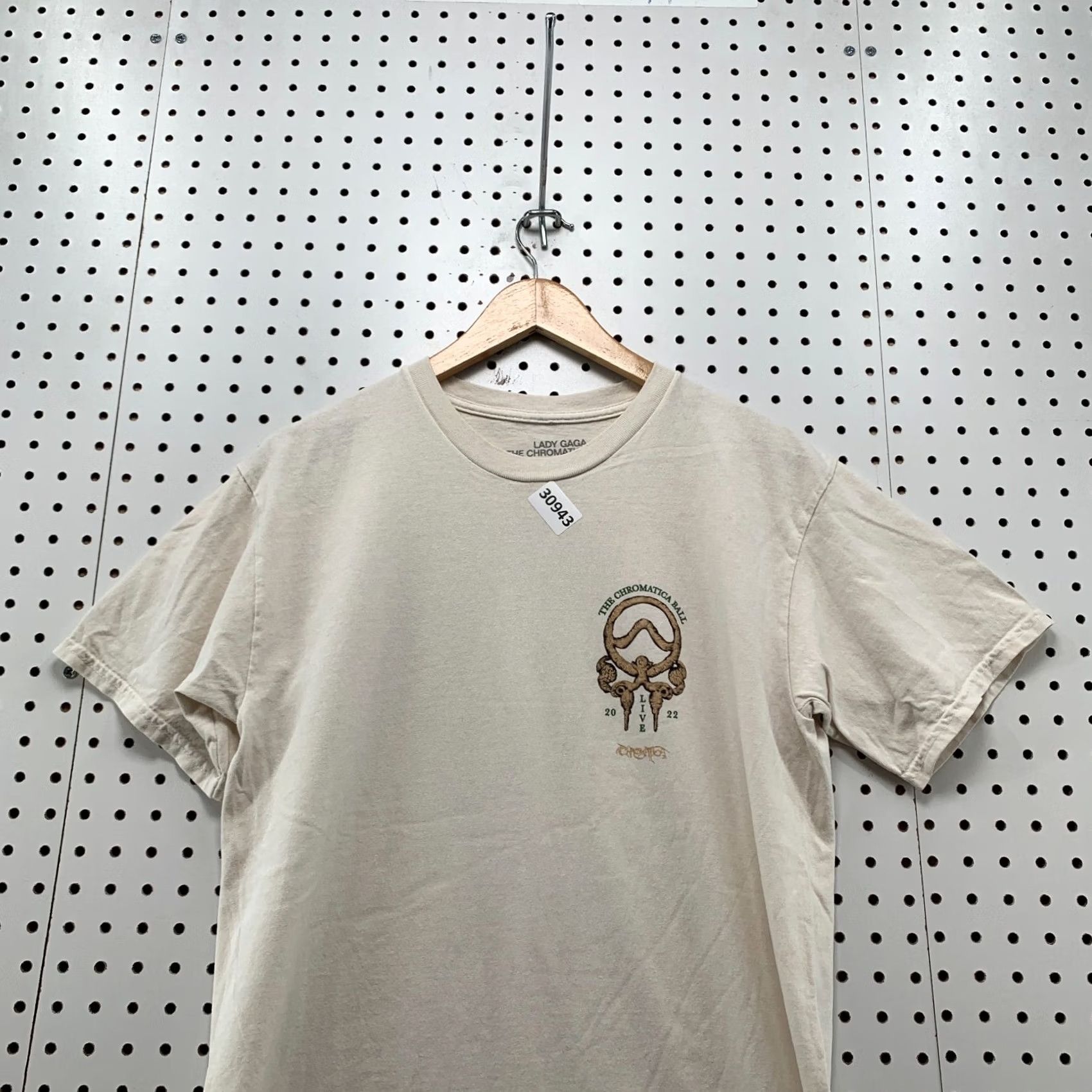 Vintage Lady Gaga Shirt Mens Small Beige The Chromatica Ball 2022 World Tour 19X28 Size US S / EU 44-46 / 1 - 3 Thumbnail