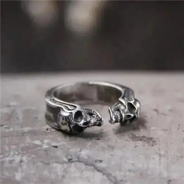Jewelry Gothic Opened Adjustable Double Skull Ring Size ONE SIZE - 7 Thumbnail