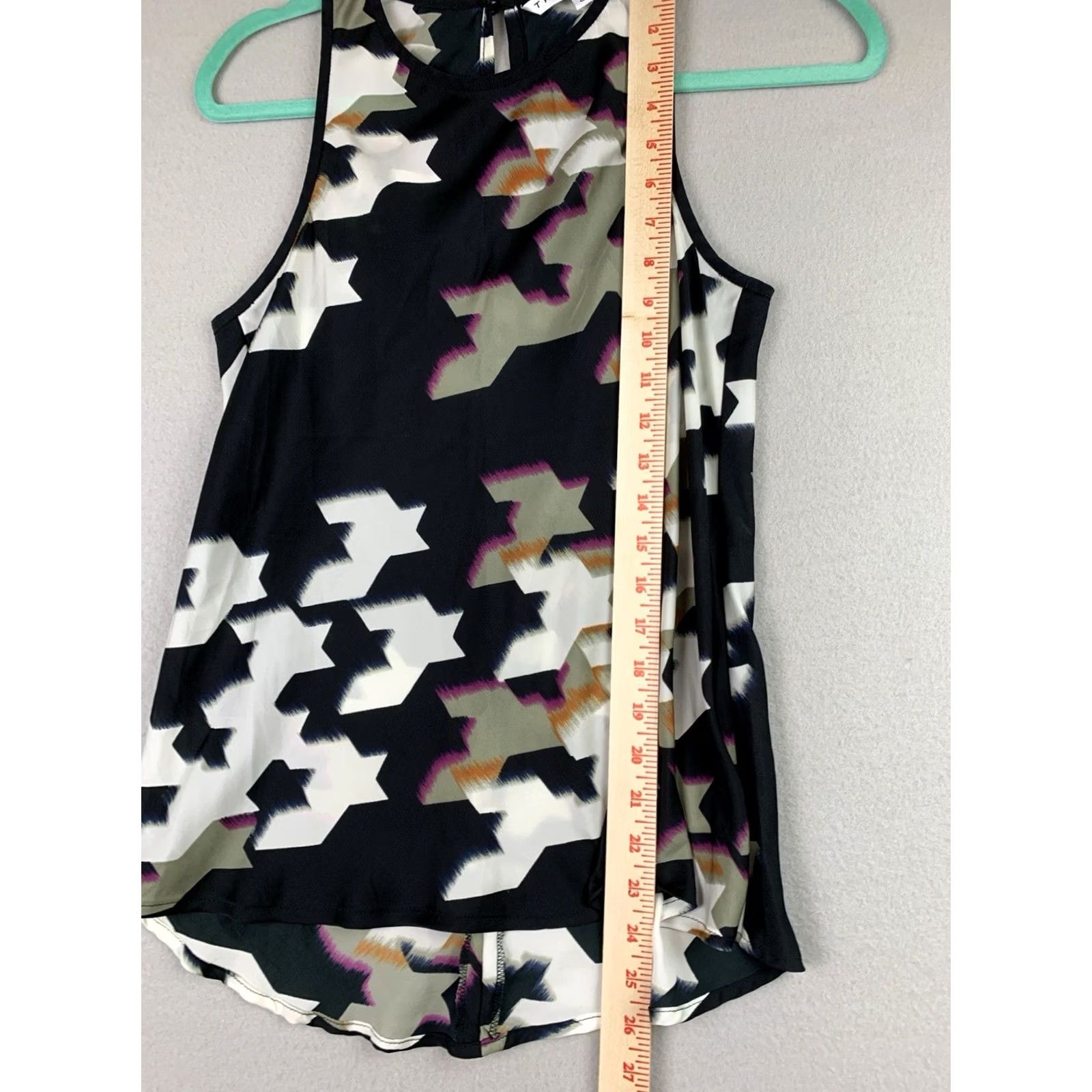 Trina Turk TRINA TURK Top Womens Small Multicolor Geometric Hi-Lo Keyhole Size S / US 4 / IT 40 - 7 Thumbnail
