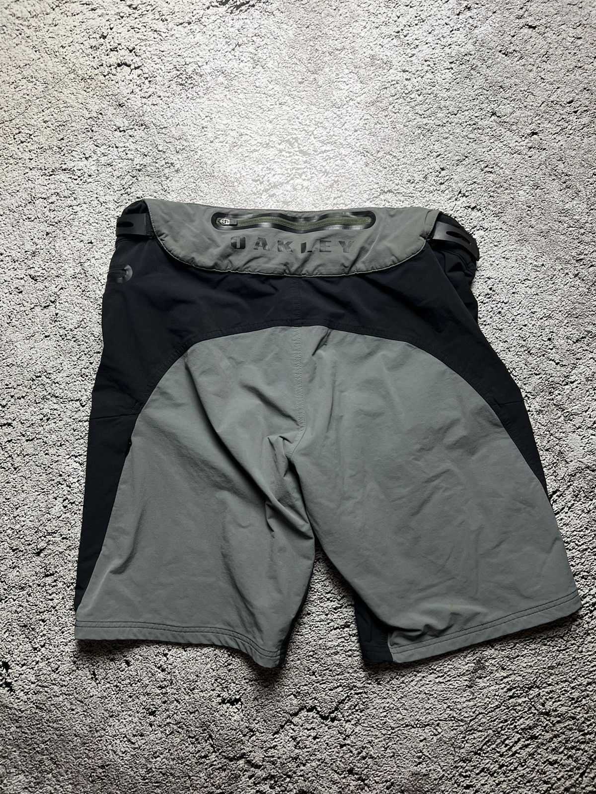 Oakley Oakley gorpcore shorts Size US 34 / EU 50 - 6 Thumbnail