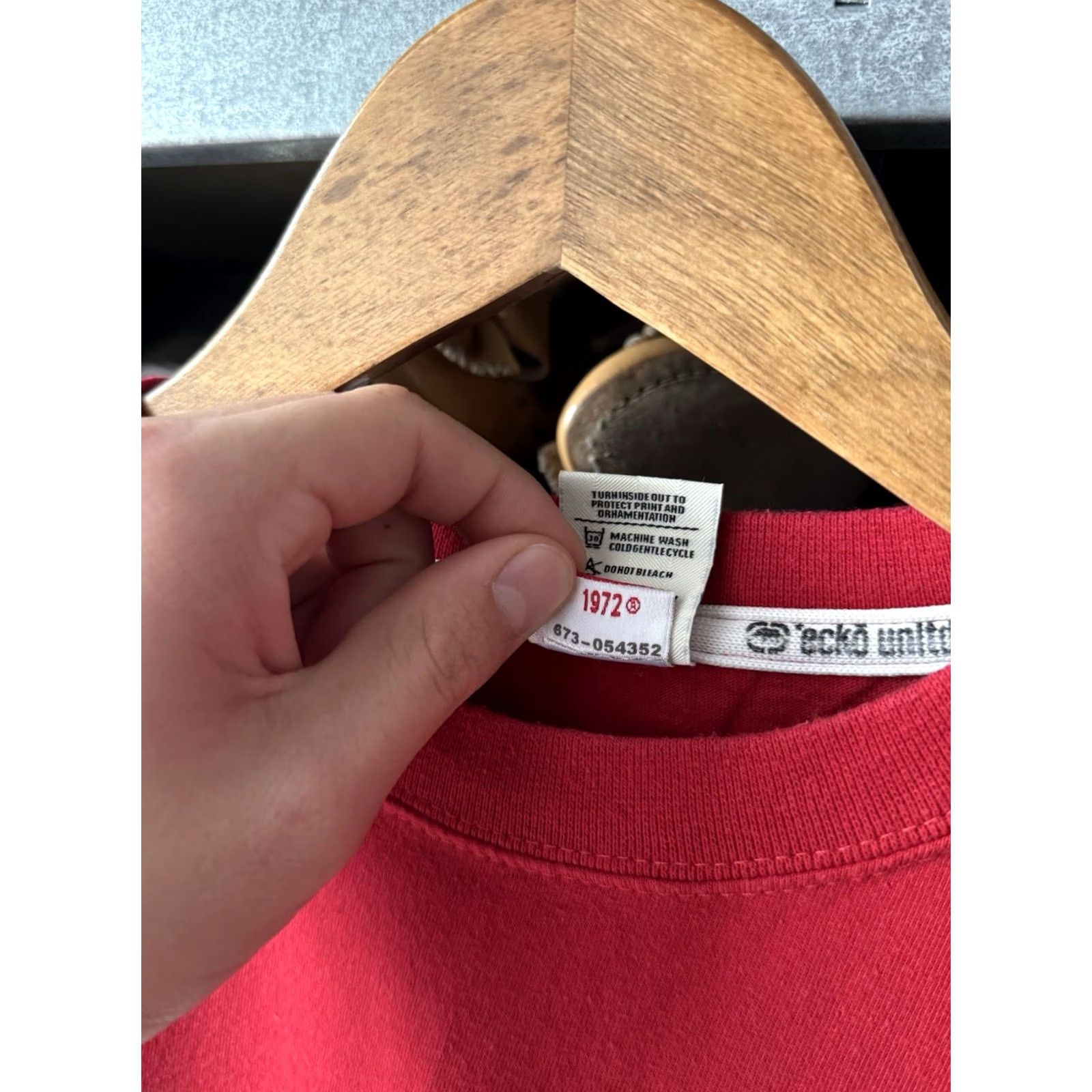 Ecko Unltd. Ecko Unltd. Vintage Big Logo Rap Skate Style Y2K Red Shirt Size L Men Size US L / EU 52-54 / 3 - 7 Thumbnail