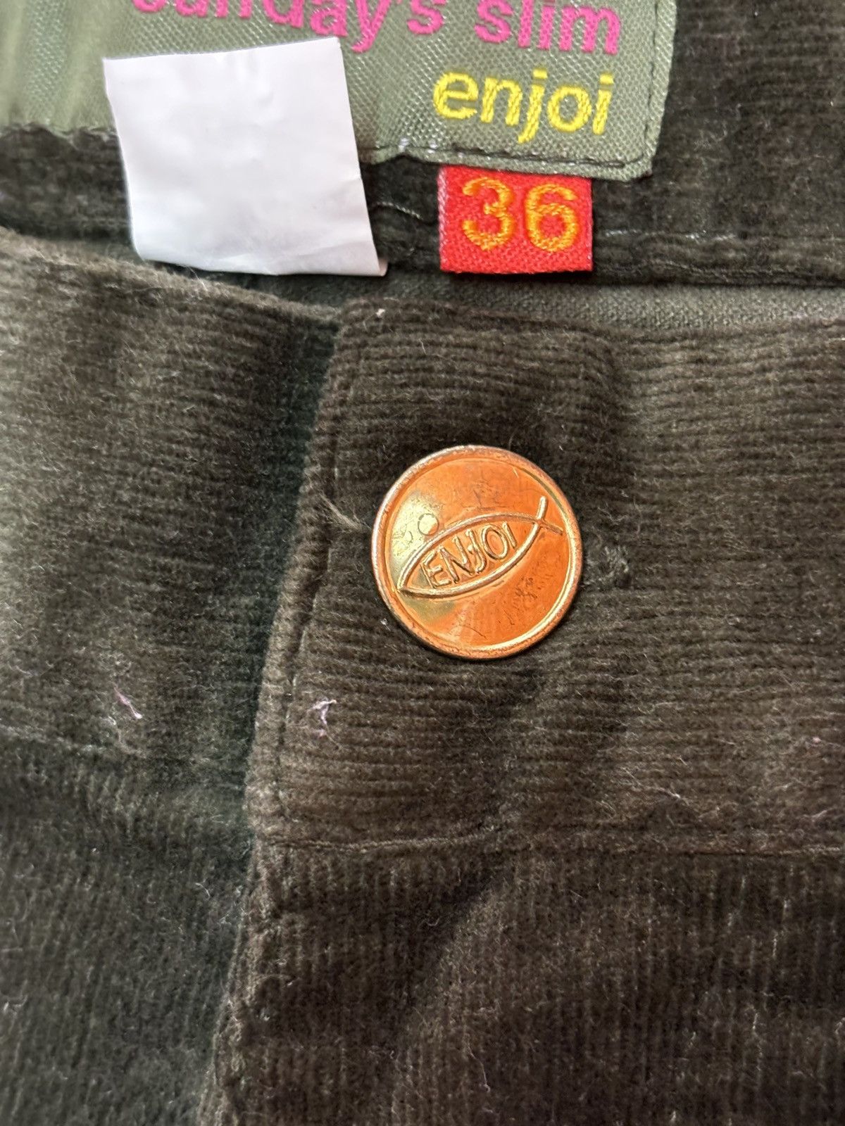 Enjoi × Vintage ***FINAL DROP***RARE 00s ENJOI SKATEBOARD CORDUROY SHORT 36 Size US 36 / EU 52 - 11 Thumbnail