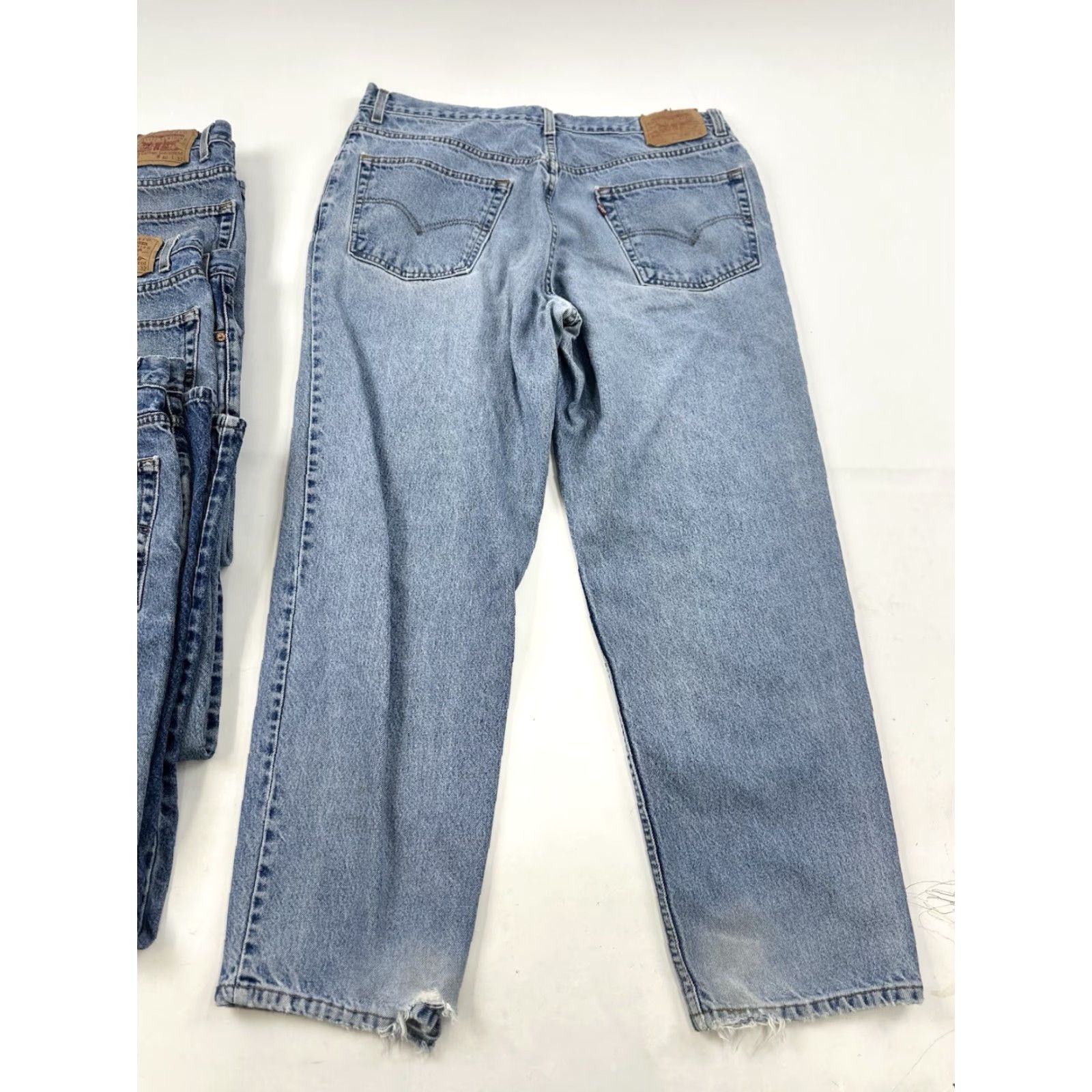 Levi's VINTAGE Levi’s 550 Jeans Men’s 40x32 Blue Distressed Relaxed Ankle 4 Pairs USA 100% Cotton Jeans Mens Size US 39 - 6 Thumbnail