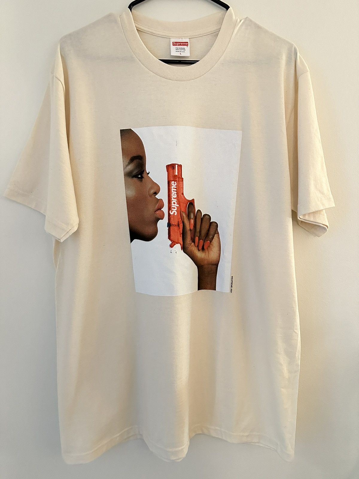 Supreme Supreme Water Pistol Tee Size US L / EU 52-54 / 3 - 1 Thumbnail