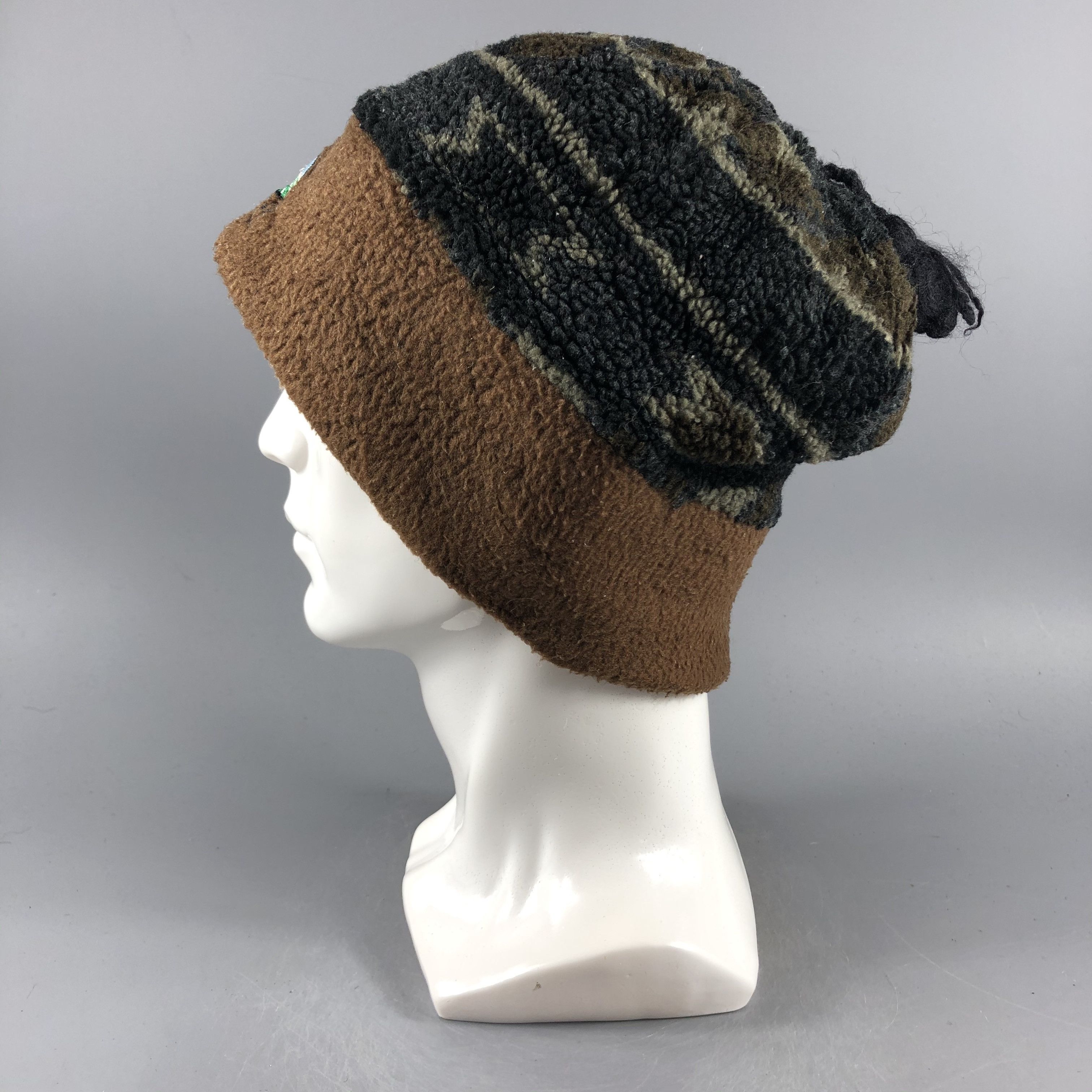 Vintage Blackcomb Whistler Beanie Snow Hat Snow Cap -D468 Size ONE SIZE - 1 Thumbnail
