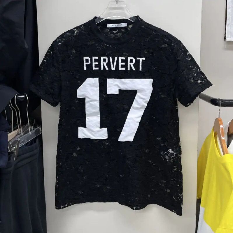Givenchy Givenchy Black Lace T-Shirt with White Text 0089 Size M / US 6-8 / IT 42-44 - 1 Thumbnail