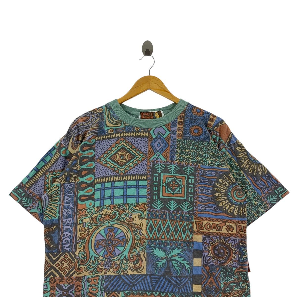 Vintage Vintage BOAT & BEACH Navajo Baroque Aztech AOP Tee Shirt Size XL / US 12-14 / IT 48-50 - 2 Thumbnail