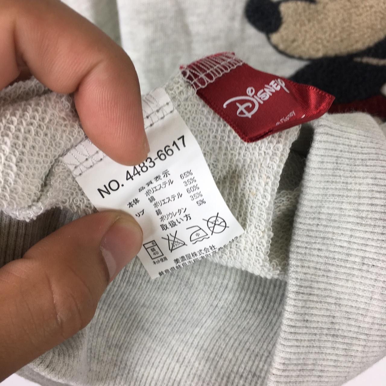 Mickey Mouse Vtg MICKEY MOUSE Grey Crewneck Sweater Sweatshirt Jumper Size M / US 6-8 / IT 42-44 - 4 Thumbnail
