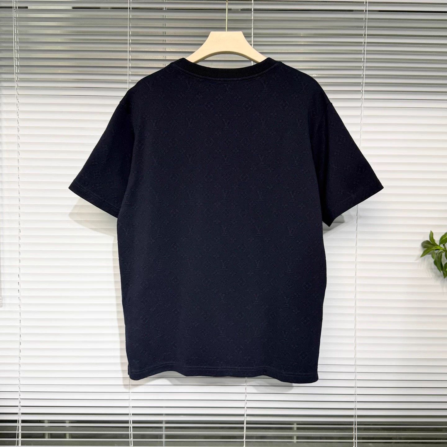 Louis Vuitton LV Navy 3D Pocket Monogram T-shirt XL Size US XL / EU 56 / 4 - 2 Thumbnail
