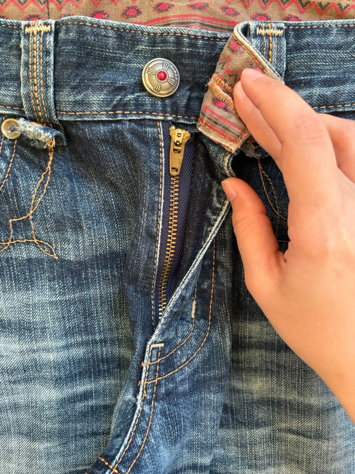 Edwin × Japanese Brand Exclusive Vintage Edwin Faded Mud Wash Loose Baggy Jeans Size US 32 / EU 48 - 3 Thumbnail