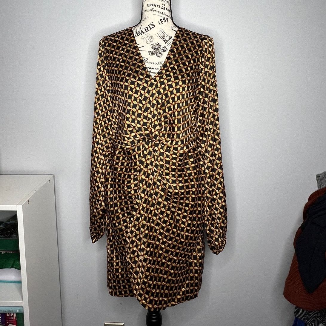 MINKPINK Gold Patterned Front Bunch Snap V Neck Valentina Mini Dress Size L / US 10 / IT 46 - 15 Thumbnail