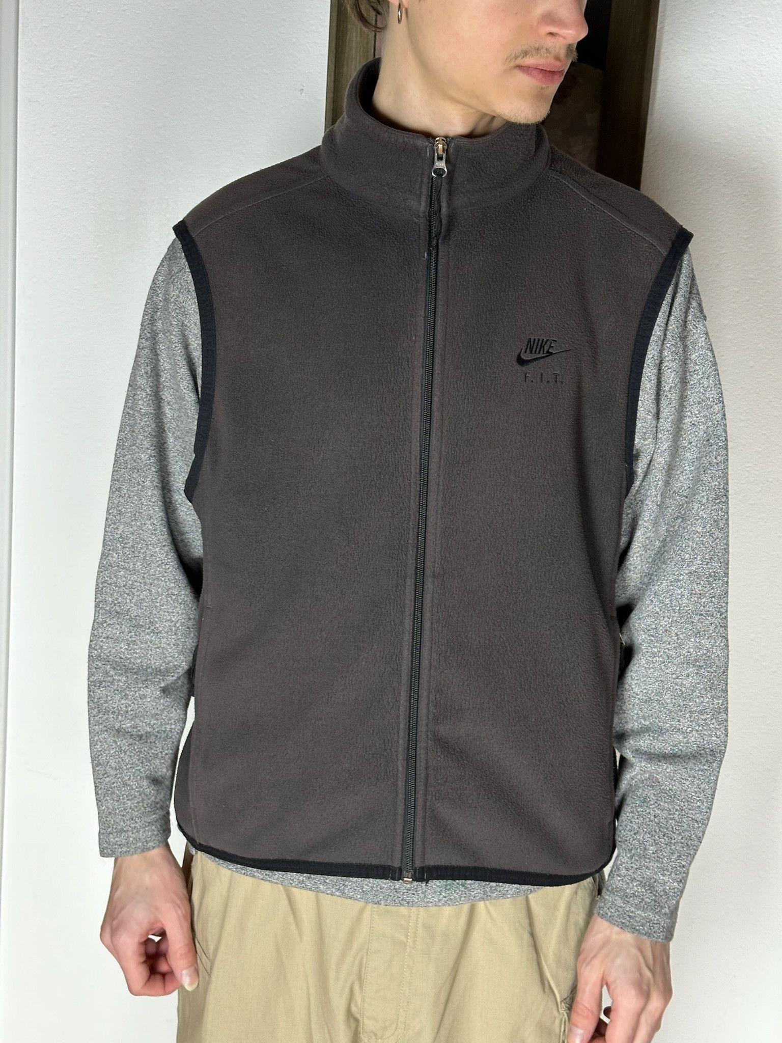 Nike Vintage 90s Nike FIT ACG fleece vest size m Size US M / EU 48-50 / 2 - 3 Thumbnail