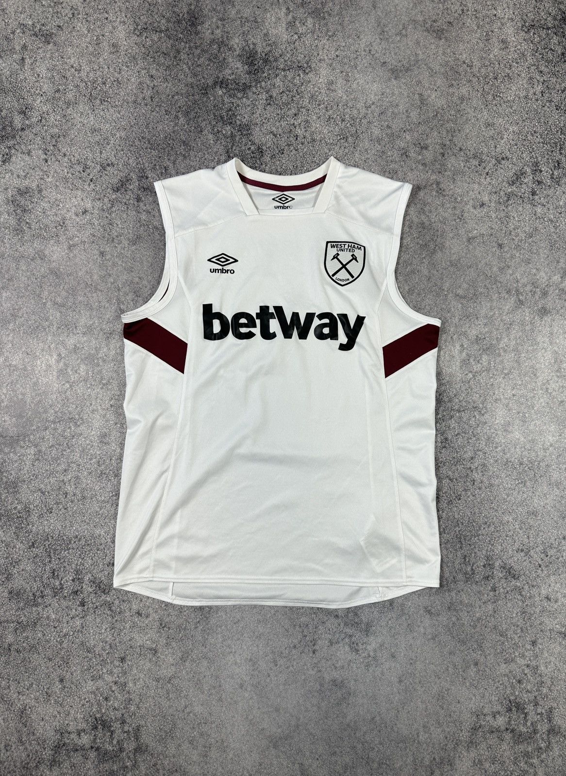 Umbro Umbro West Ham United Soccer Tank Top Streetwear Rare L Size US L / EU 52-54 / 3 - 1 Thumbnail
