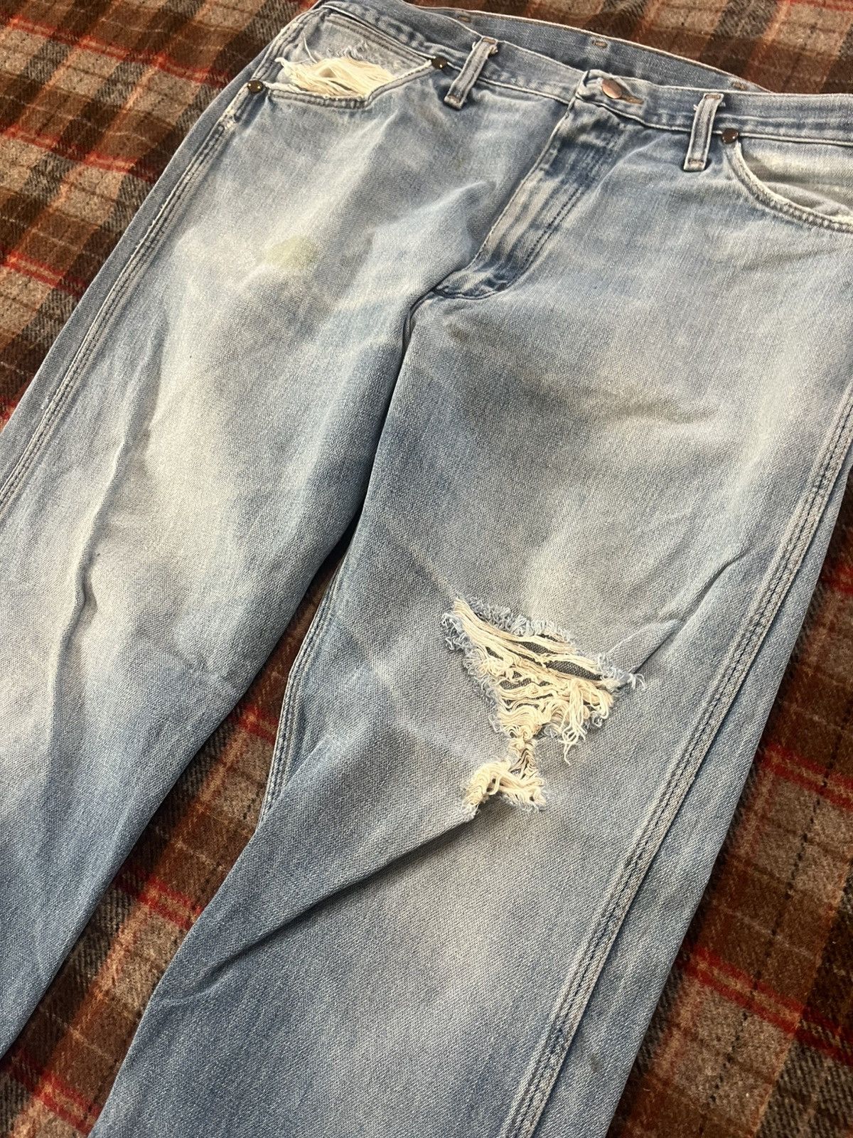 Wrangler Vintage 80’s made in USA Wrangler Boot Thrashed denim Jeans Size US 35 - 4 Thumbnail