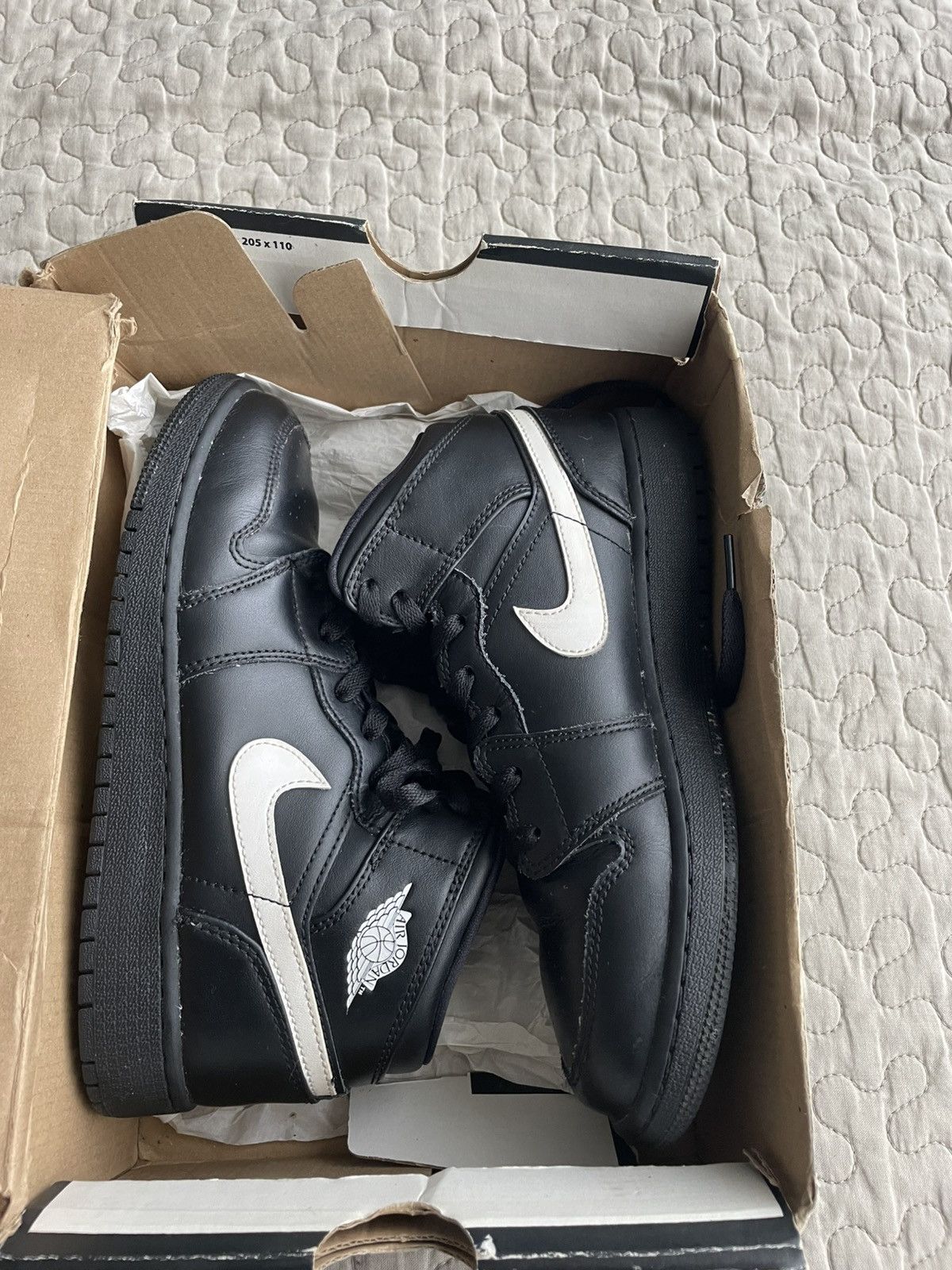 Jordan Brand Jordan 1 mid speckle Size US 6 / EU 39 - 6 Thumbnail