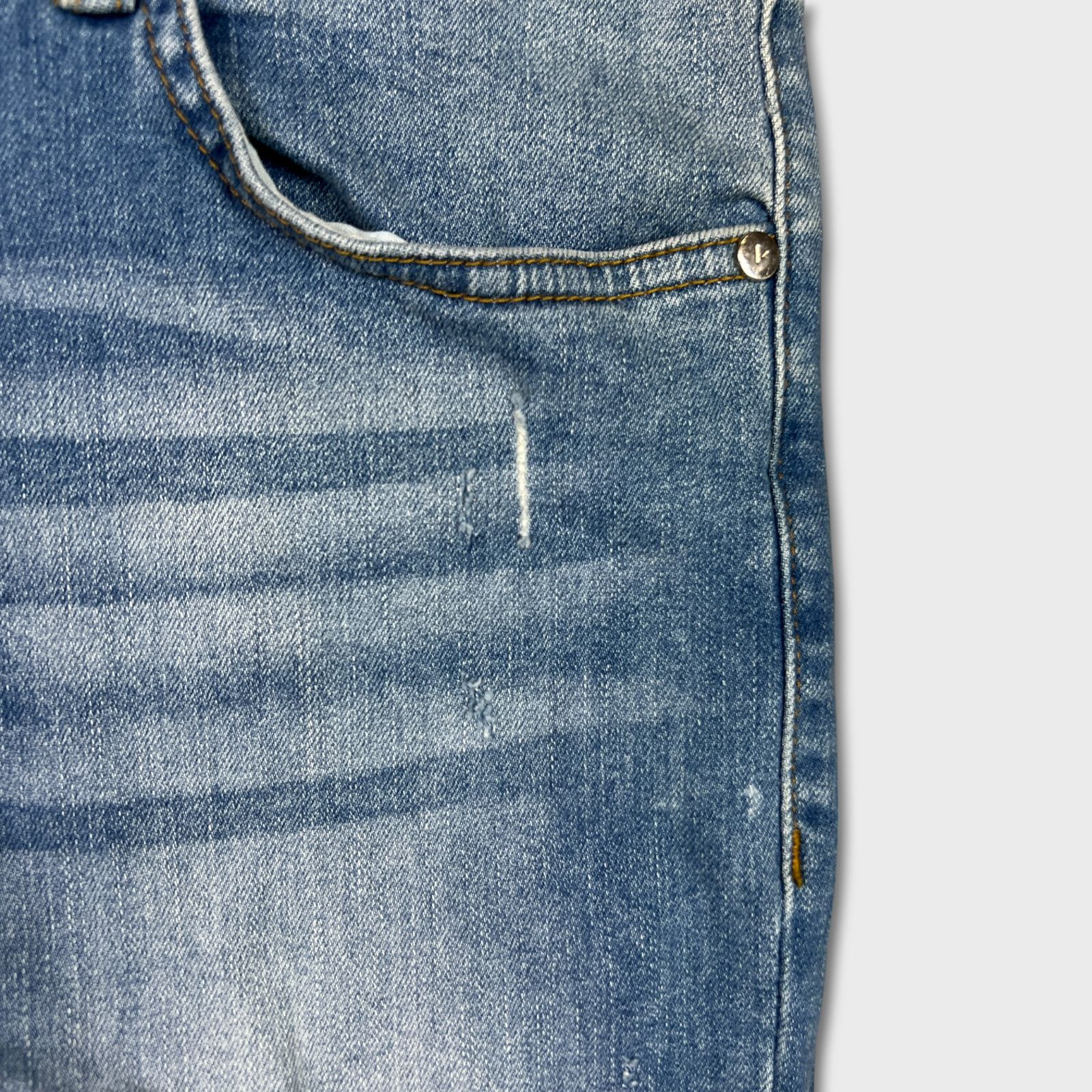 Vitaly Design Vitaly Jeans 32x30 Faded Distressed Slim Taper Denim Pants Size US 32 / EU 48 - 4 Thumbnail