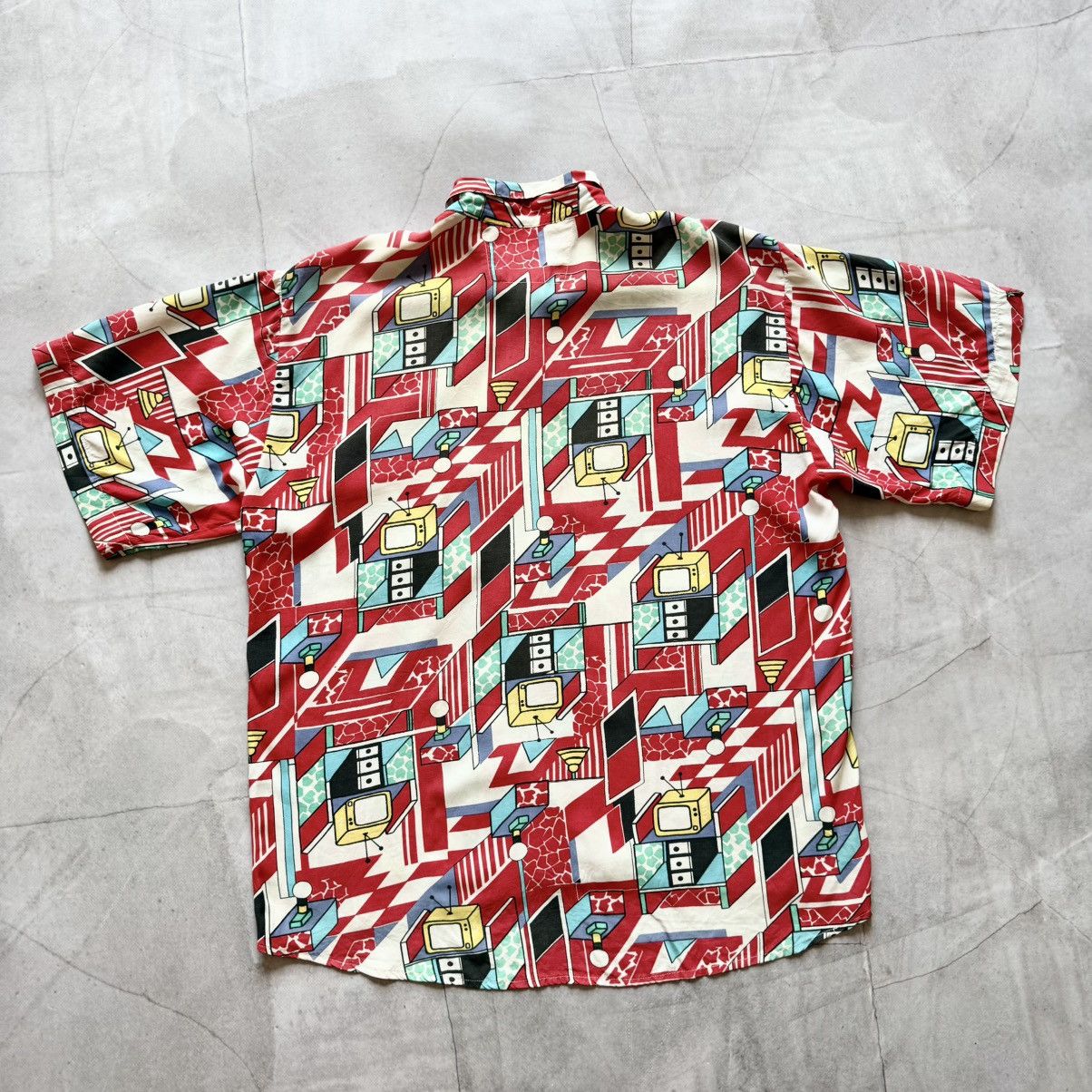Hysteric Glamour Vintage Benetton TV All Over Print Hysteric Glamour Shirt Size US L / EU 52-54 / 3 - 8 Thumbnail