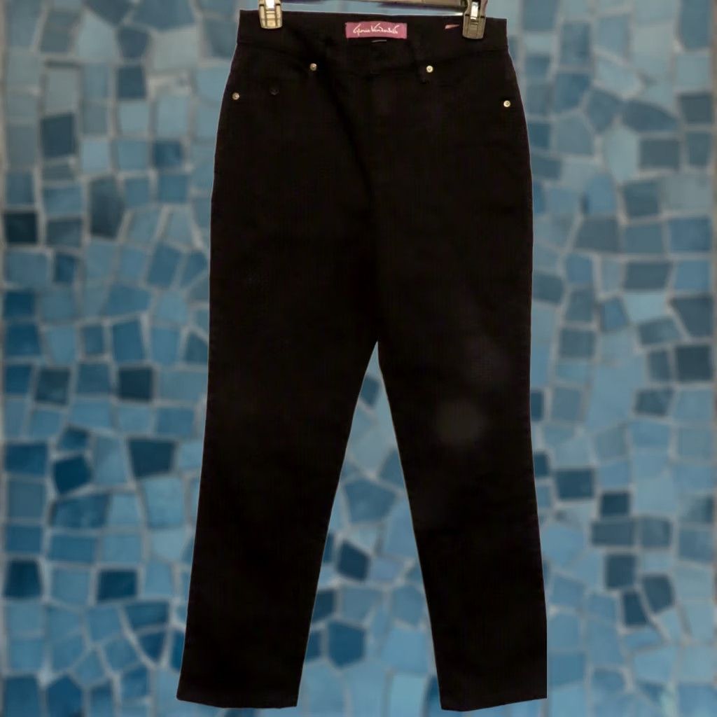 Gloria Vanderbilt Gloria Vanderbilt Amanda Jeans Women's Black Straight Denim Pants Regular Fit 26x25 5-Pocket Shaping Stretch Logo Pocket Details Size 28" / US 6 / IT 42 - 1 Thumbnail