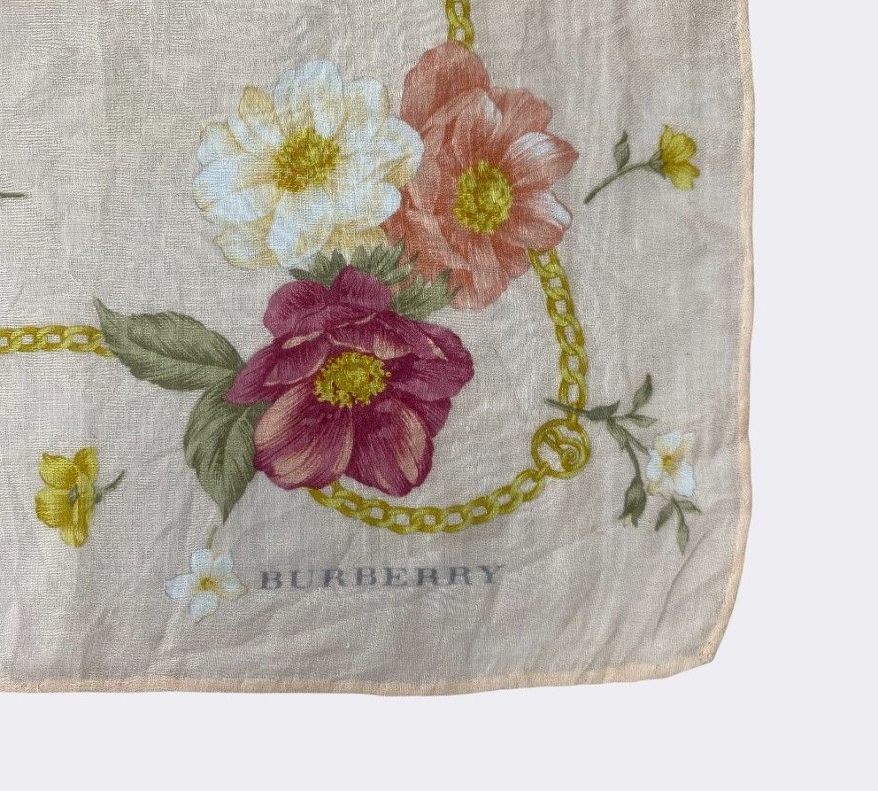 Burberry Vintage Burberry Handkerchief Neckerchief Bandana H047R Size ONE SIZE - 3 Thumbnail