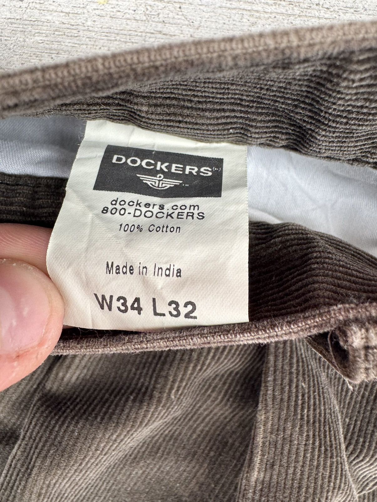 Dockers DOCKERS CORDUROY BROWN DRESS PANTS 34 W 32 L Size US 34 / EU 50 - 5 Thumbnail