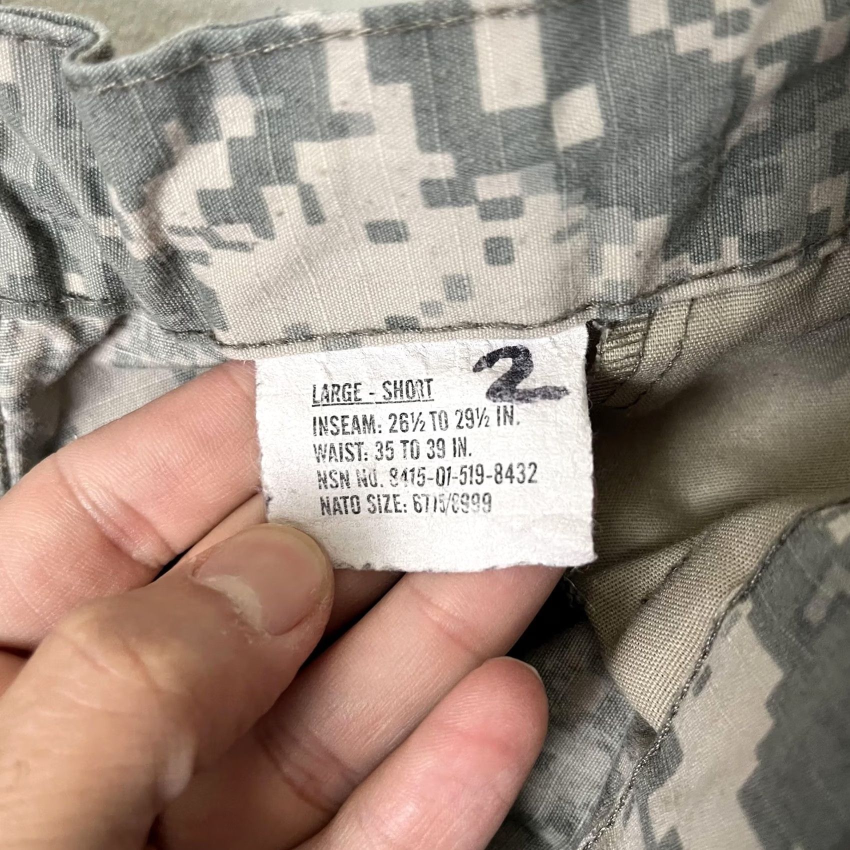 Industrie Tullahoma Industries Cargo Pants Mens Large Short 34x28 Army Digital Camo Pants Size US 33 - 4 Thumbnail