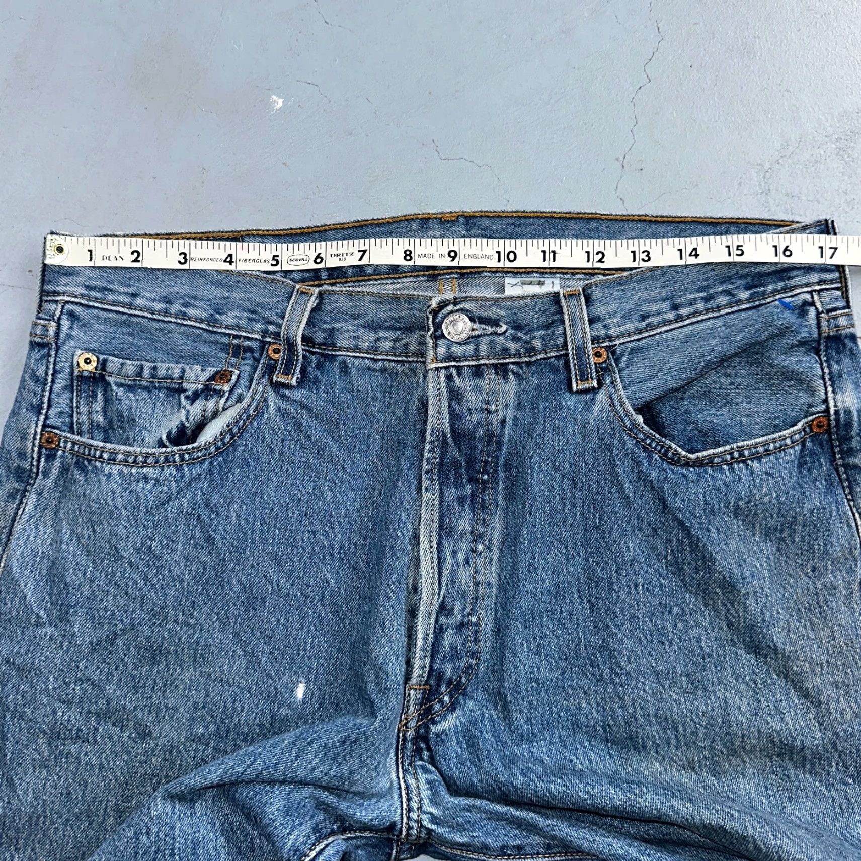 Levi's VINTAGE Levi's 501 Straight Leg Jeans 90s Mid Wash 36x34 Denim Comfort Mens Size US 36 / EU 52 - 7 Thumbnail