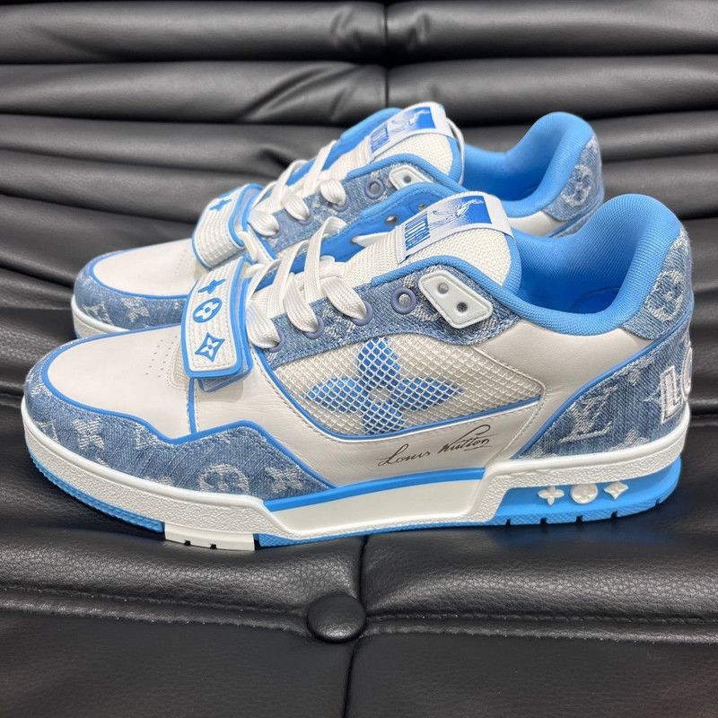 Louis Vuitton Louis Vuitton Trainer Low-top Sneakers in Blue and White 0079 Size US 8.5 / EU 41-42 - 1 Thumbnail