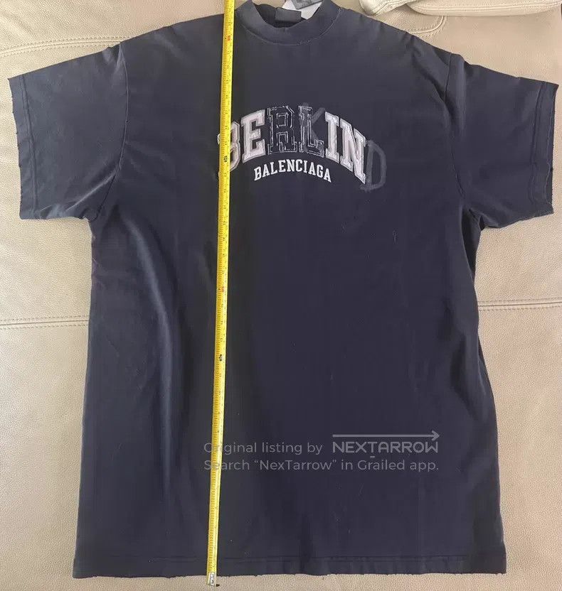 Balenciaga Balenciaga Letter T-Shirt Size US S / EU 44-46 / 1 - 6 Thumbnail