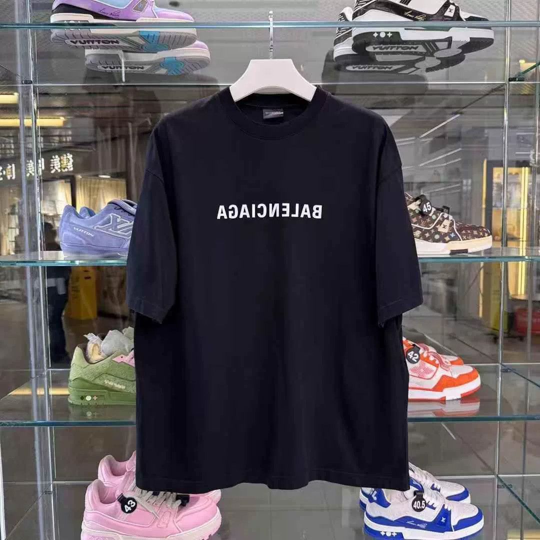 Balenciaga Balenciaga Reverse Print Letter Tee Size US L / EU 52-54 / 3 - 1 Thumbnail