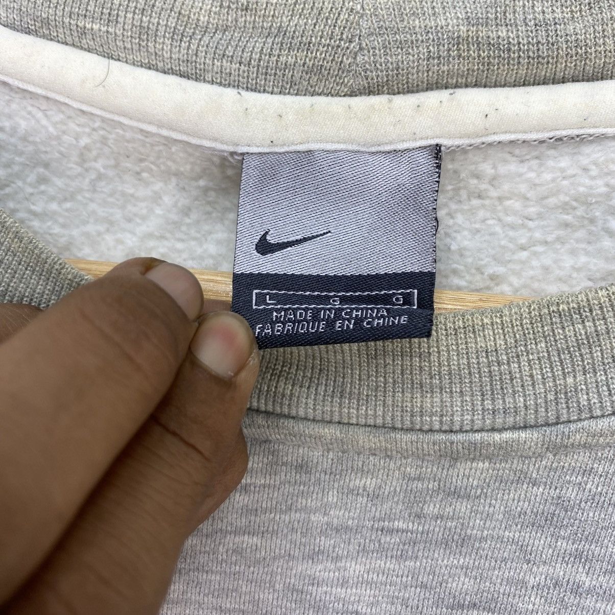 Nike 🫶Nike sweatshirt Central swoosh logo Pullover Crewneck Size US M / EU 48-50 / 2 - 9 Thumbnail