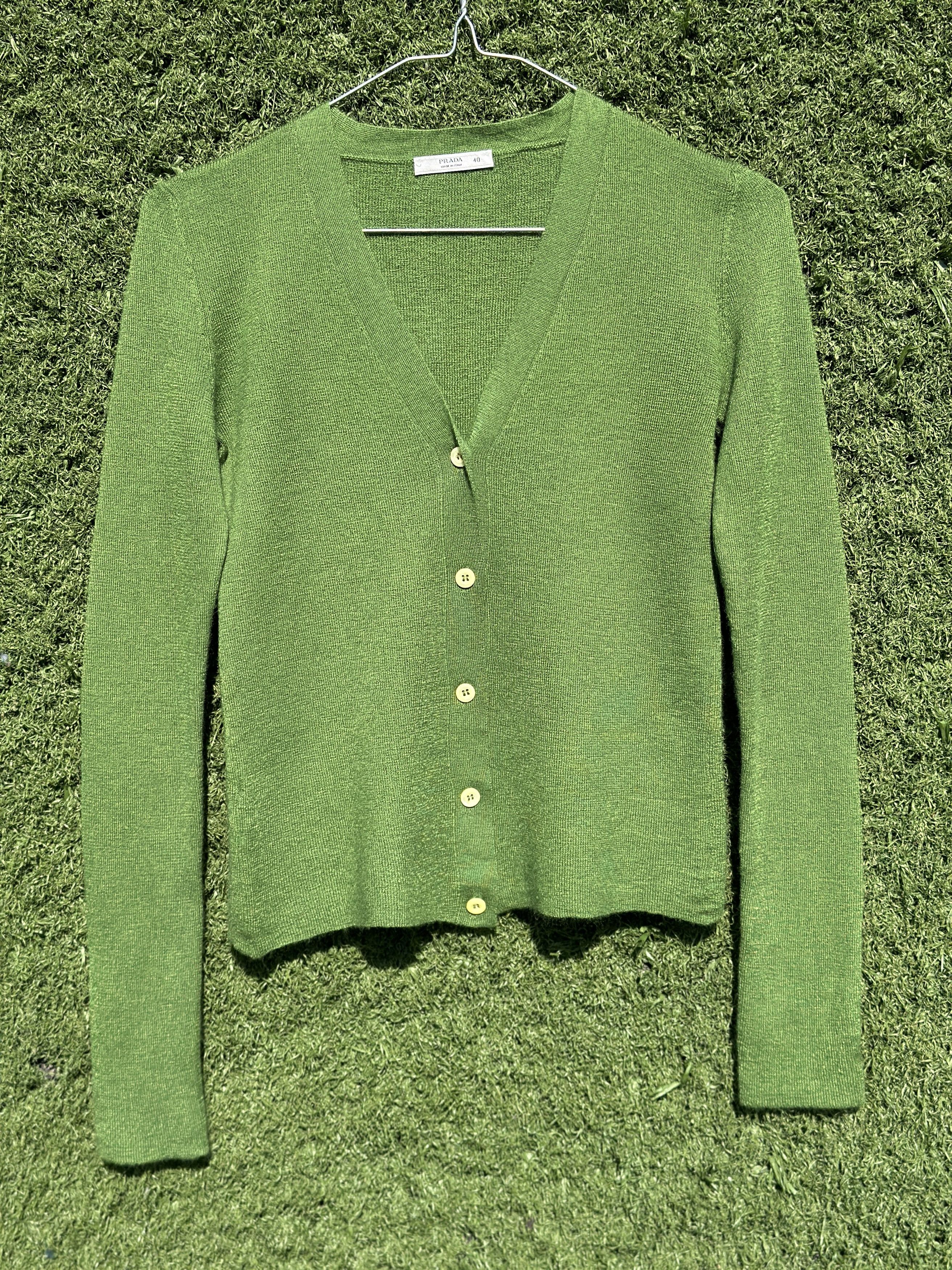 Prada Prada Cashmere Silk V Neck Cardigan Fine Knit Button 40 IT Size S / US 4 / IT 40 - 1 Thumbnail