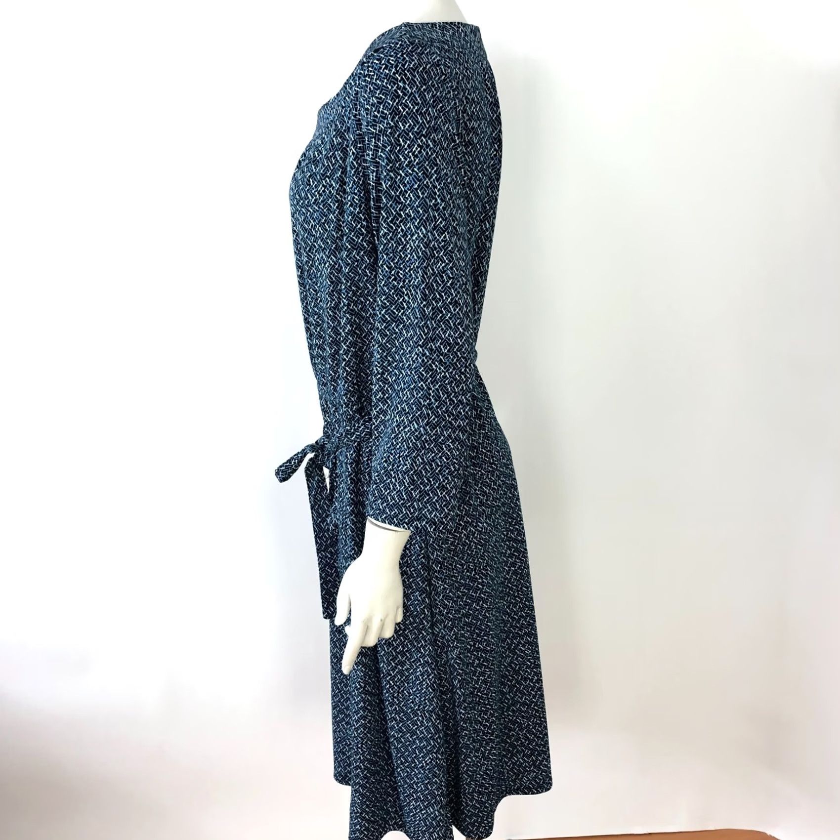 Lands' End Lands' End Dress A-Line Pullover Below Knee Belt Tie Black Blue Womens L Regular XS-XL not applicable Size L / US 10 / IT 46 - 3 Thumbnail