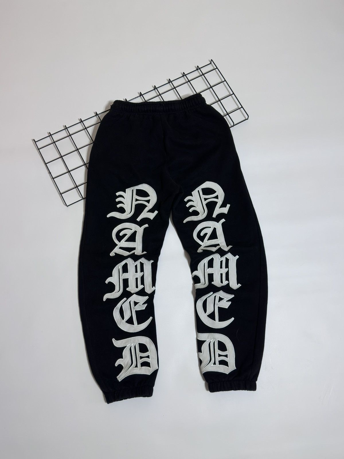 Named Collective NAMED Collective "Old English" Logo Sweatpants Black Size XS Size US 29 - 1 Thumbnail