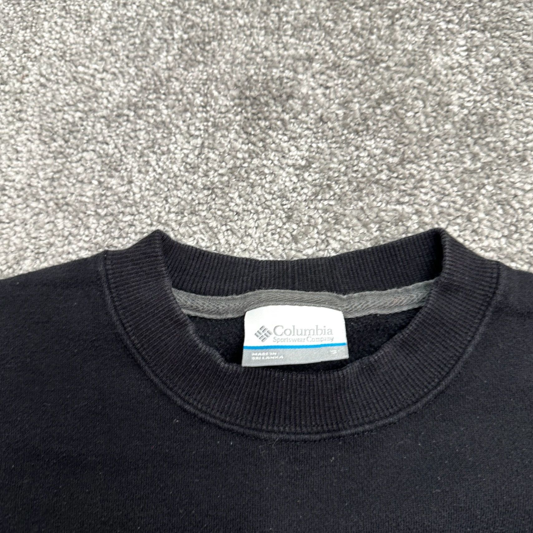 Vintage Columbia Sweatshirt Mens Small Black Crew Neck Cotton Pullover Outerwear Size US S / EU 44-46 / 1 - 5 Thumbnail