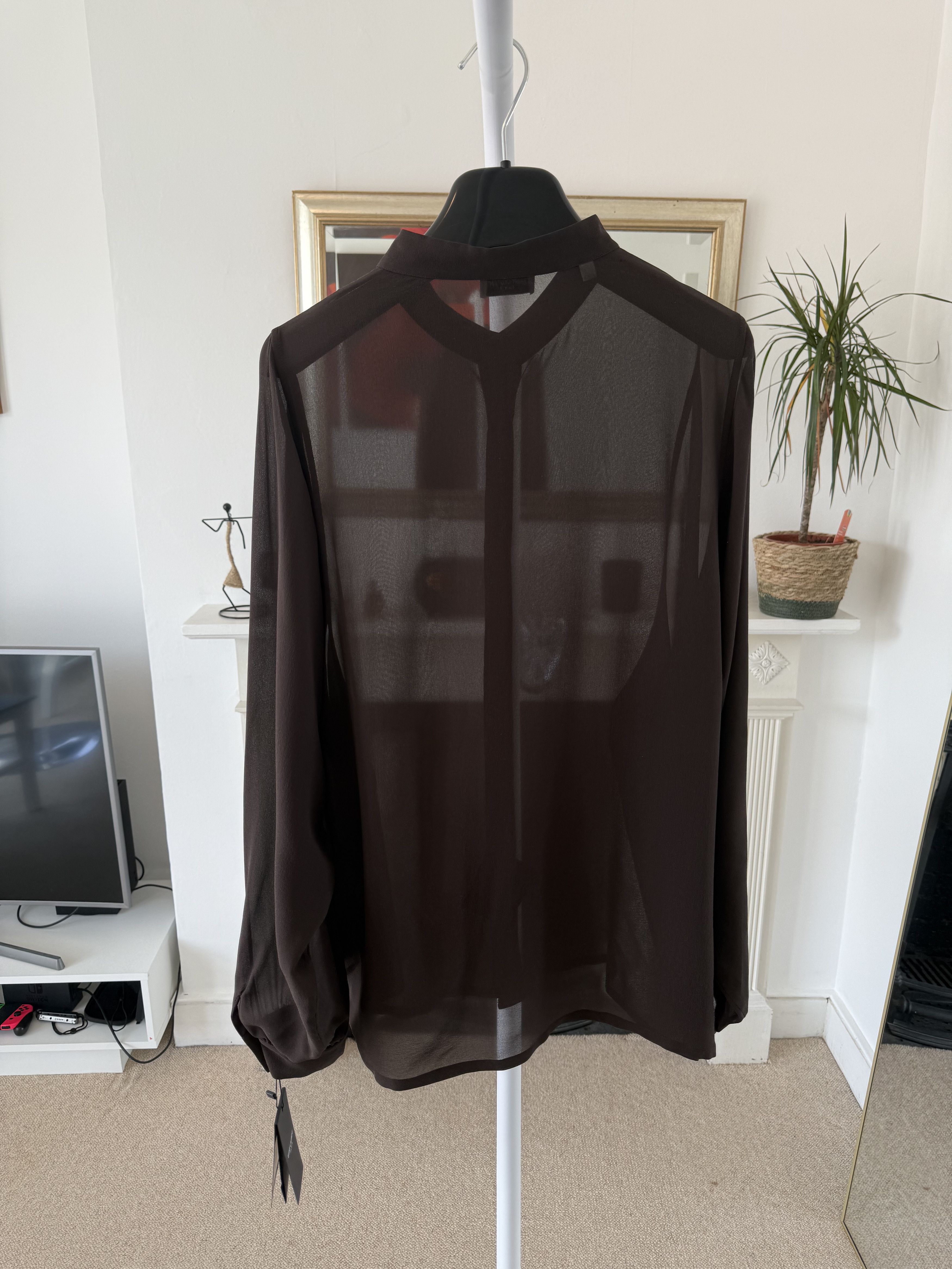 Saint Laurent Paris SS23 Saint Laurent Silk Brown Shirt Size US M / EU 48-50 / 2 - 6 Thumbnail