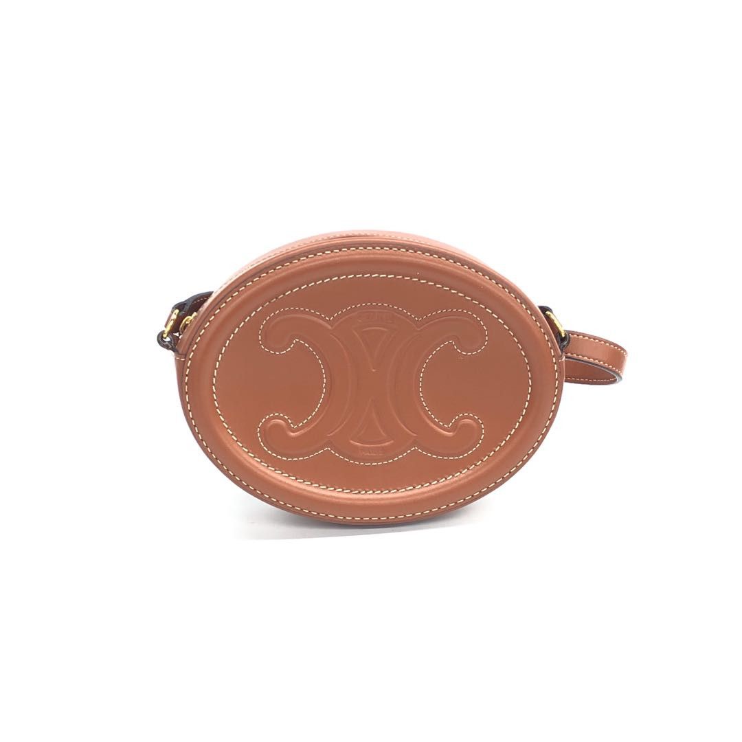 Celine Celine Celine Cuir Triomphe Calfskin Shoulder Bag Leather Shoulder Bag Size ONE SIZE - 1 Thumbnail