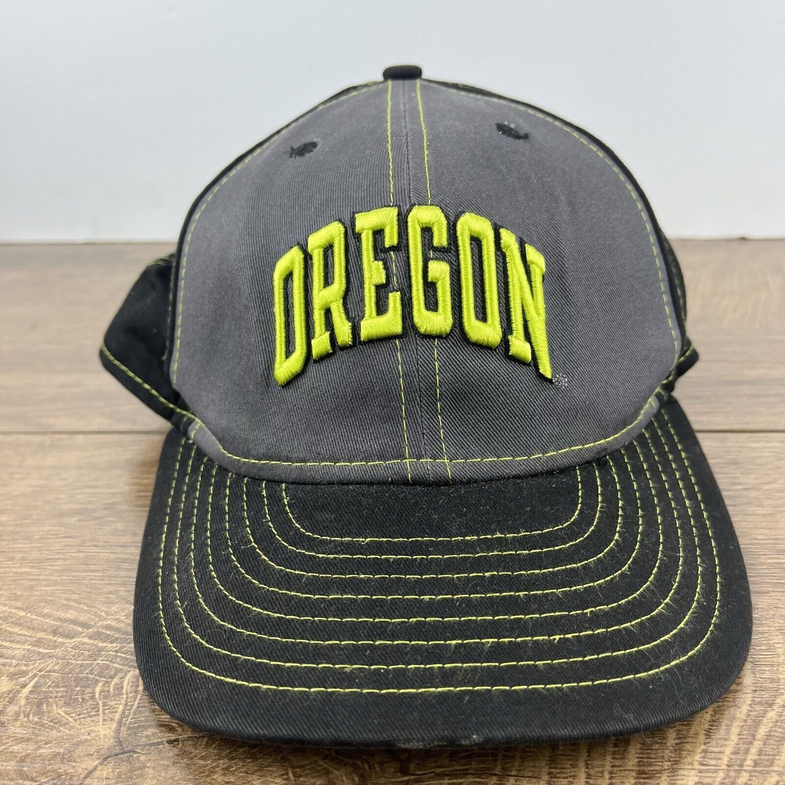 New Era Oregon Ducks Gray Hat New Era 9FIFTY Snapback Hat Adjustable Size ONE SIZE - 2 Thumbnail