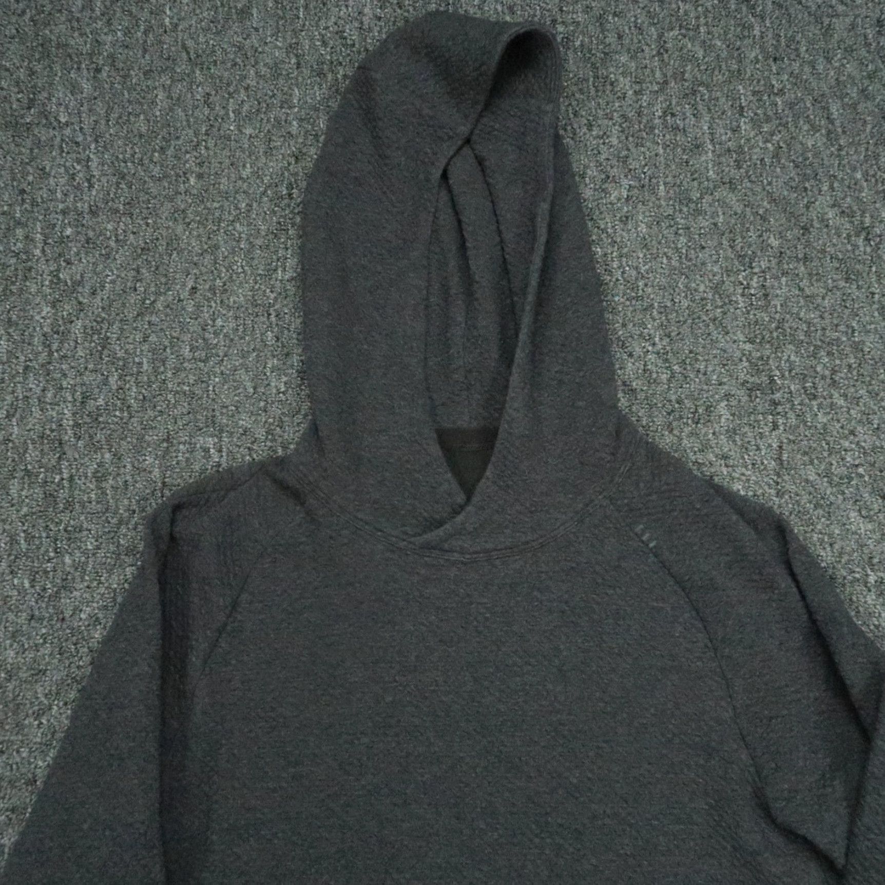 Lululemon Lululemon Hoodie Men XS Gray At Ease Textured Pullover Long Sleeve Breathable Hooded Pockets Stretch Mens Size US XS / EU 42 / 0 - 2 Thumbnail
