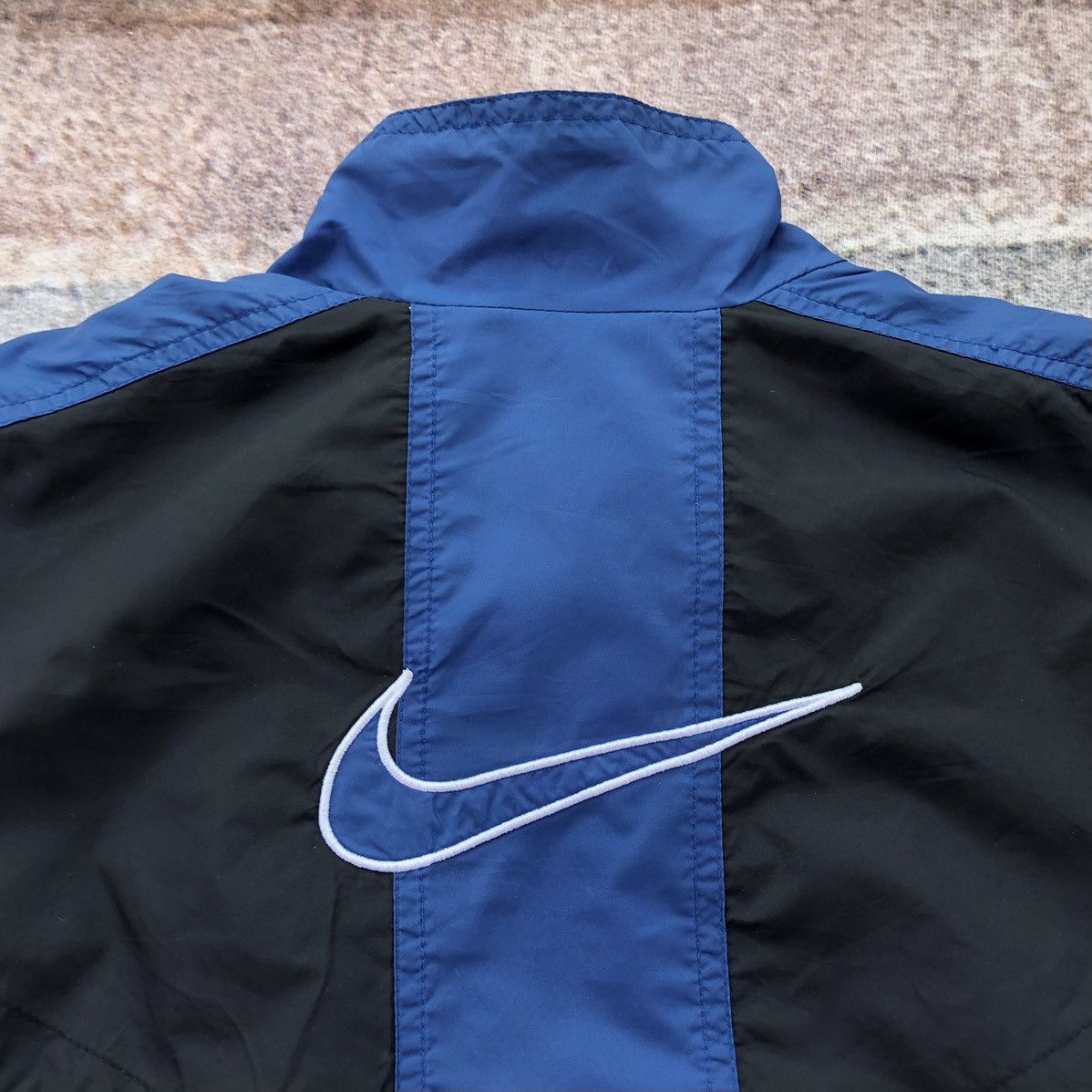 Nike Vintage 90s NIKE Swoosh Windbreaker Women Jacket Size M / US 6-8 / IT 42-44 - 8 Thumbnail