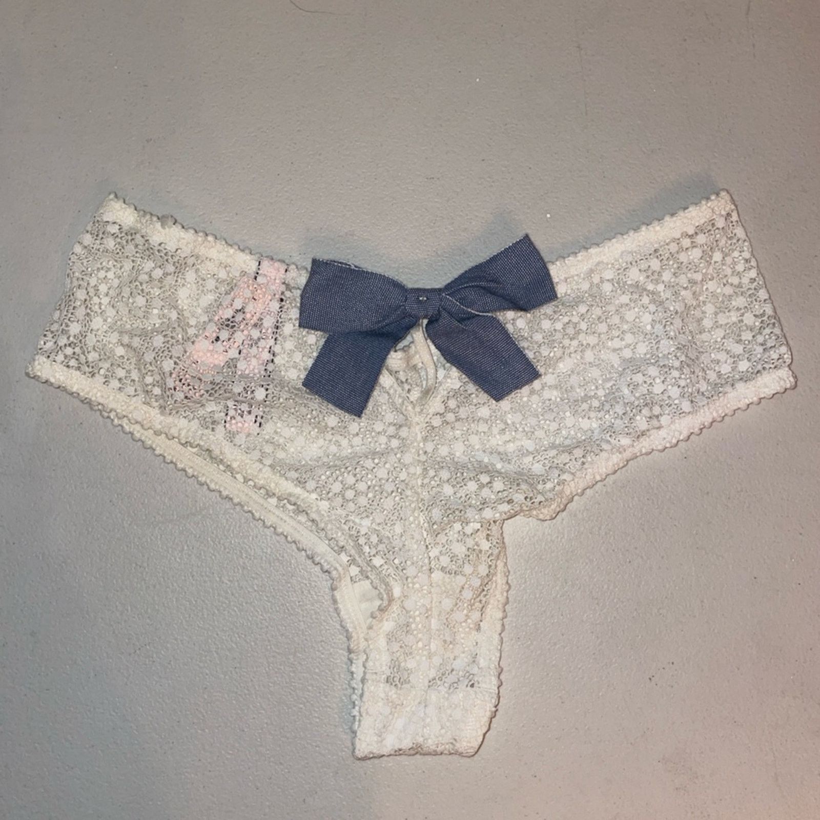 Victoria's Secret Victoria’s Secret Cheeky Panty Lace Panty Denim Bow Back Size ONE SIZE - 13 Thumbnail