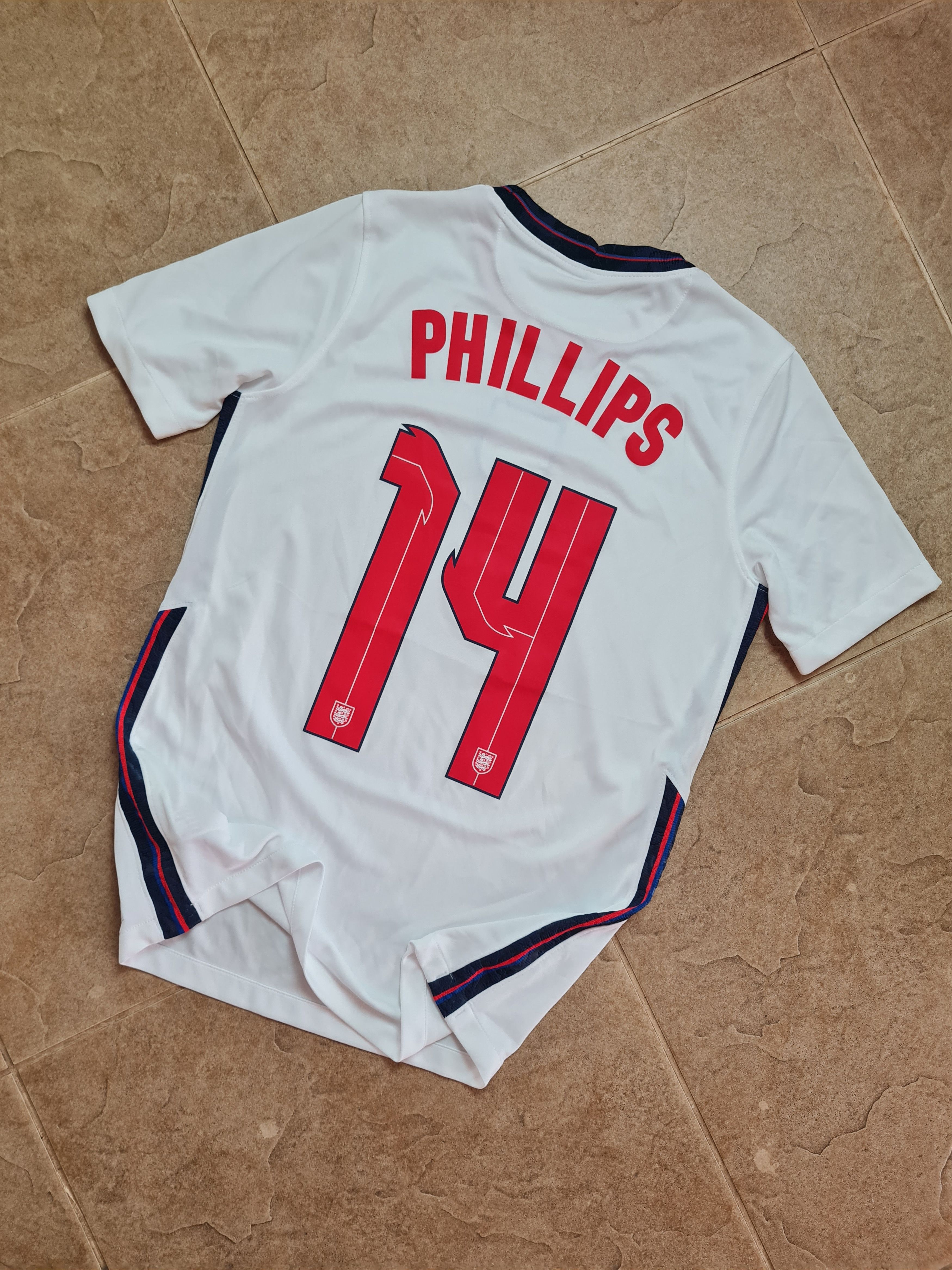 Nike Football Jersey Phillips #14 England Nike Soccer t-shirt Size US XXS / EU 40 - 19 Thumbnail