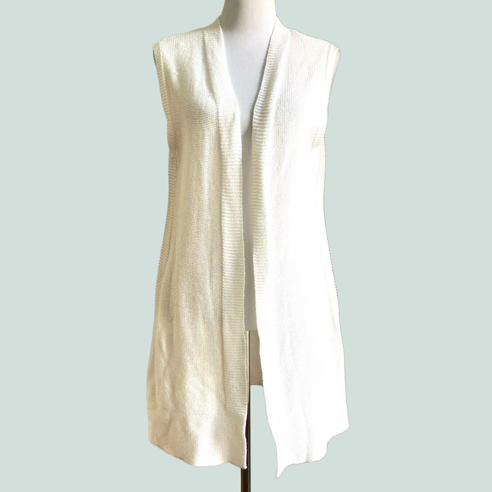 Vintage Chico’s White Sweater Vest Cardigan Knit Sleeveless Tunic Women’s Sz 2 L White Knit Vest Womens Sizes Regular Spring Summer 32” 19” M/L Coastal Womens Size L / US 10 / IT 46 - 1 Thumbnail