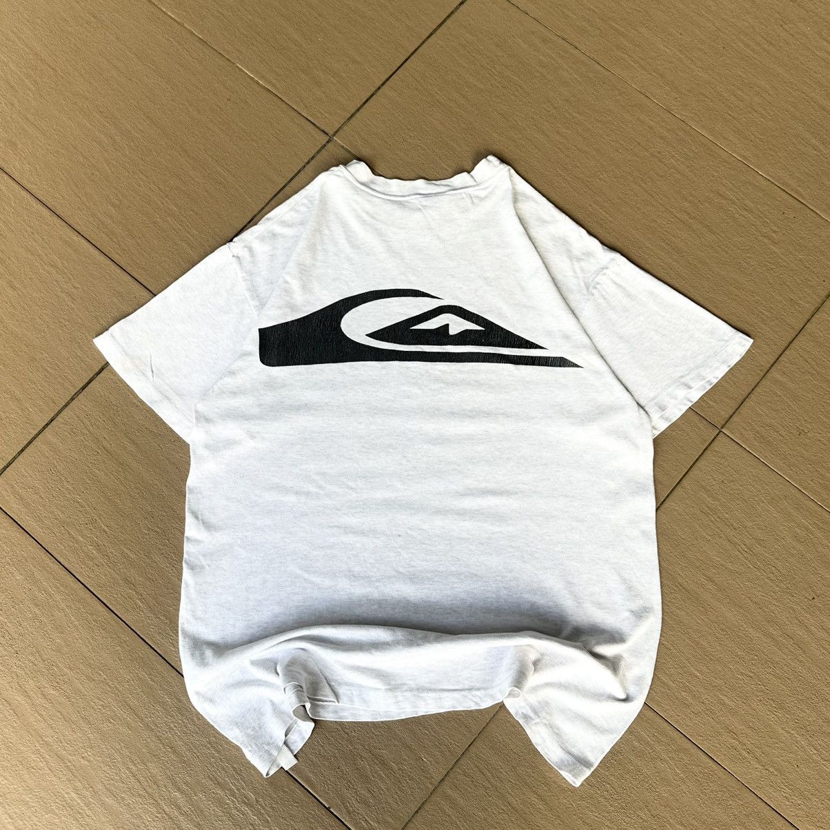 Vintage 90s Quiksilver T-Shirt – Internationale Tag
