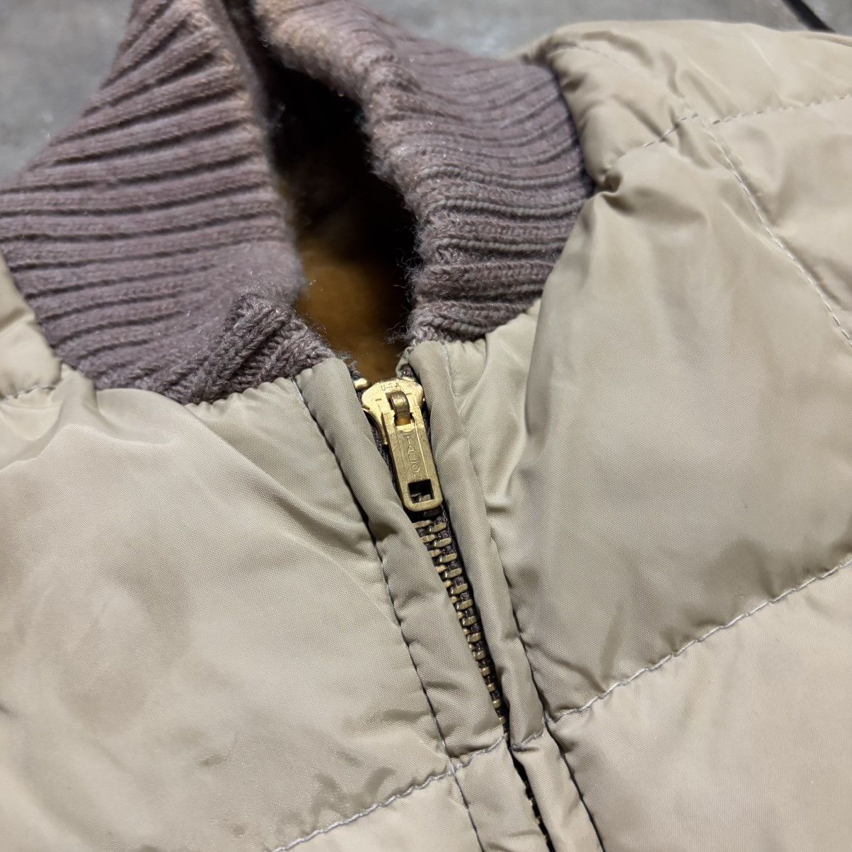 Vintage Vintage Tempco Down Puffer Vest Talon Zip Faux Fur 60s 70s Size US L / EU 52-54 / 3 - 8 Thumbnail