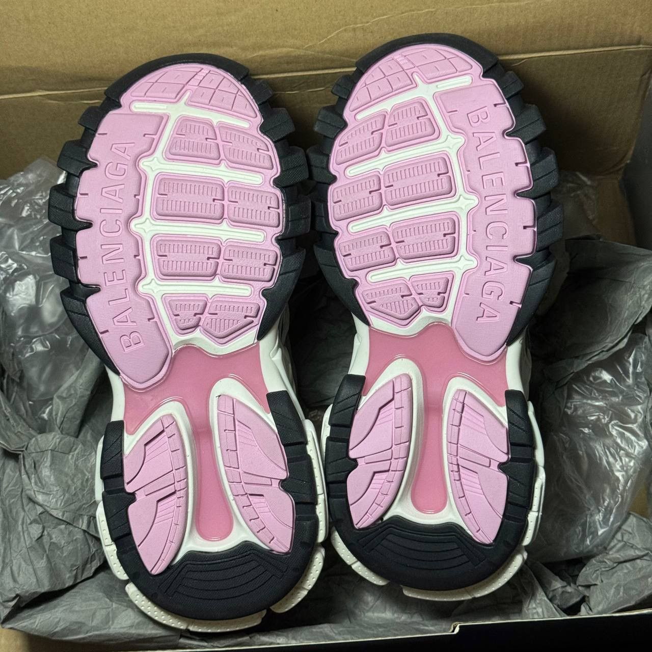 Balenciaga 36 37 Balenciaga track 2 sneakers new Size US 7 / IT 37 - 9 Thumbnail